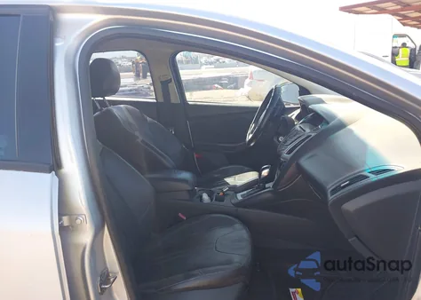 2013 Ford Focus Se z USA, uszkodzony, nr VIN 1FADP3K25DL178459